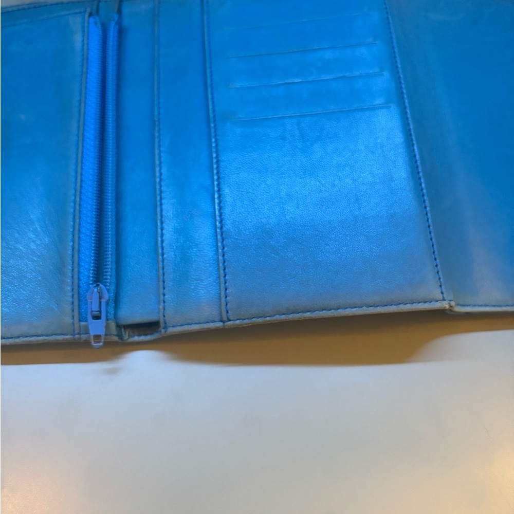 Chanel Electric Blue Caviar Leather Vintage Timeless Large Wallet - Picture 9 of 13